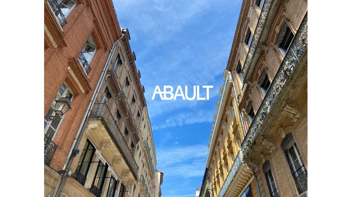 Superbe boutique en angle à louer à Toulouse