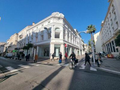 Cession droit au bail Locaux commerciaux - Boutiques à Cannes