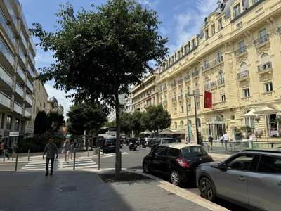 Cession droit au bail Locaux commerciaux - Boutiques à Nice