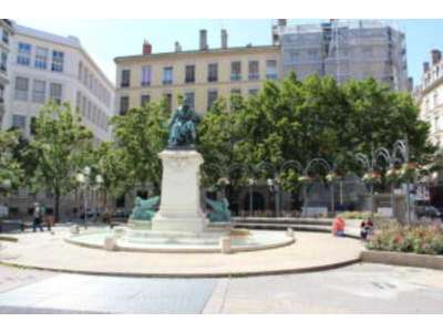 Cession droit au bail Locaux commerciaux - Boutiques à Lyon 2e