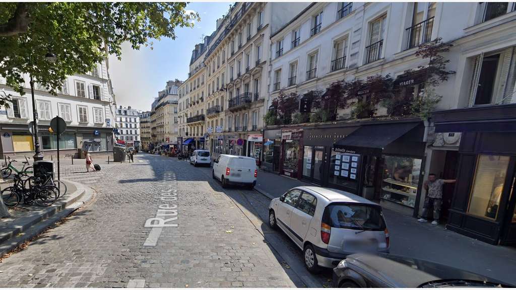 DAB local 50m² empl N°1 touristique à Paris 75018