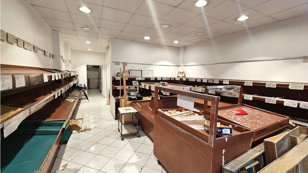 DAB local 90m² top emplacement Paris 10e M° Blanc