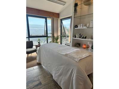 Cession droit au bail Immeubles commerciaux / Mixtes à Valbonne