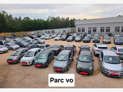 À CÉDER – DROIT AU BAIL - 2400 m2 à 2200 € / MOIS