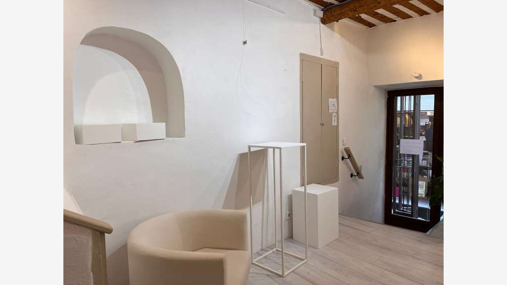 Droit au bail galerie d'art 60m² dans le Luberon