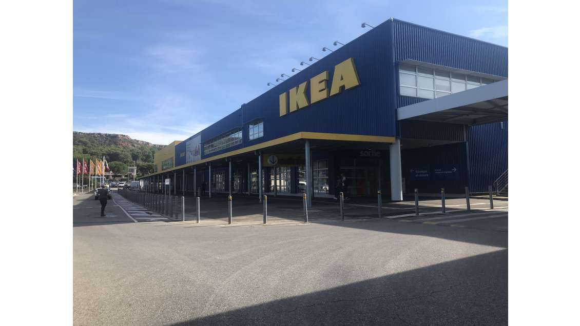 Vente droit au bail local 420m² empl 1er ordre