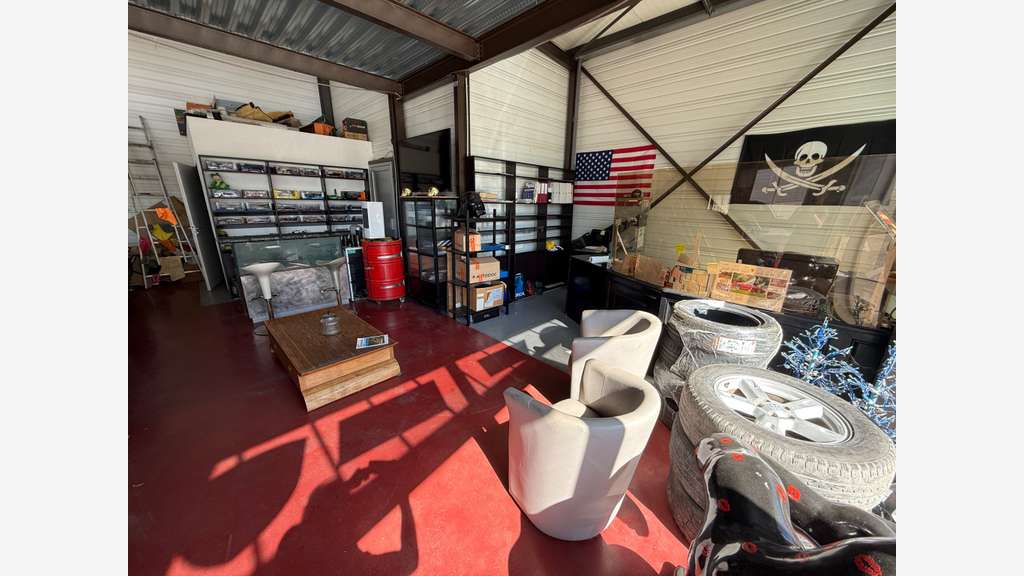 LOCAL COMMERCIAL zone commerciale