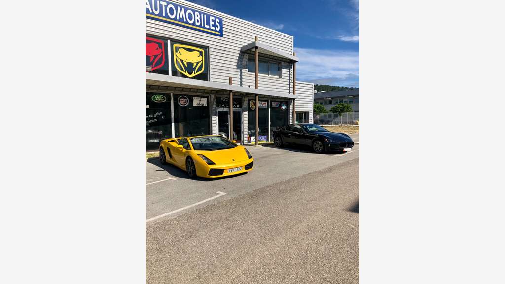 LOCAL COMMERCIAL zone commerciale