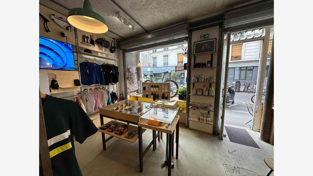 Magasin/café à Paris 11e arr