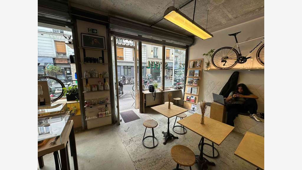 Magasin/café à Paris 11e arr