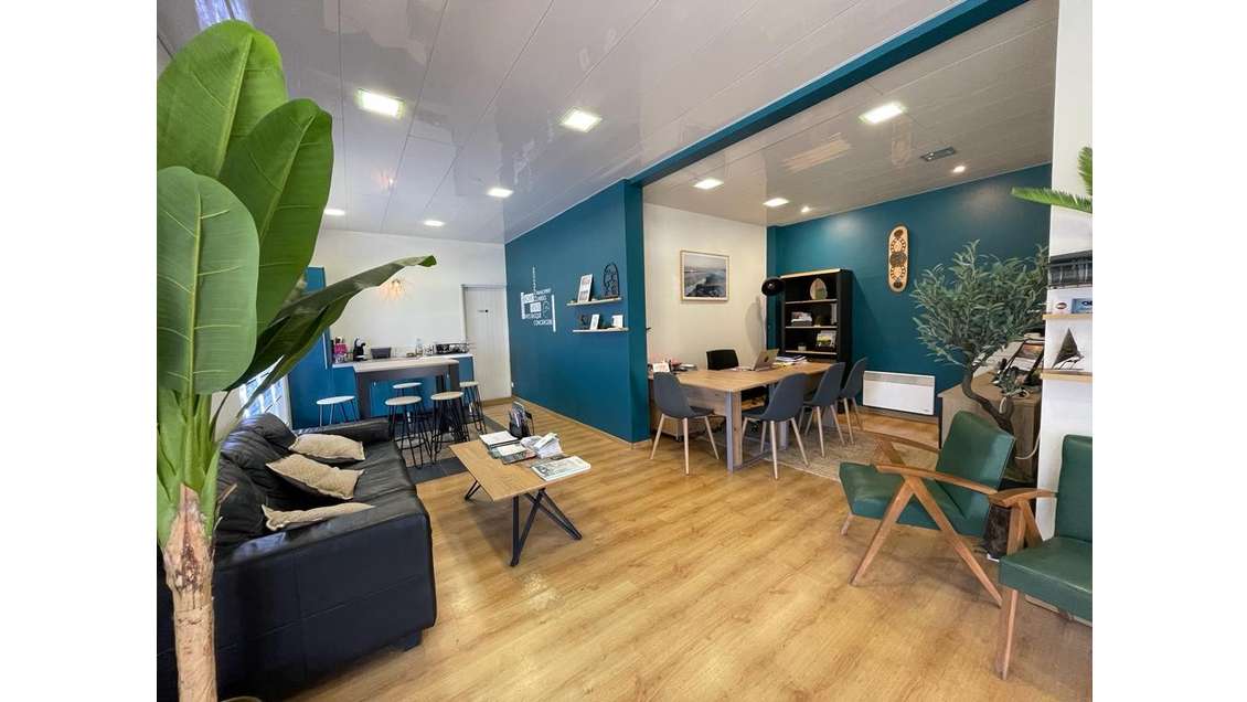 Seignosse Penon – Local commercial angle 46 m²