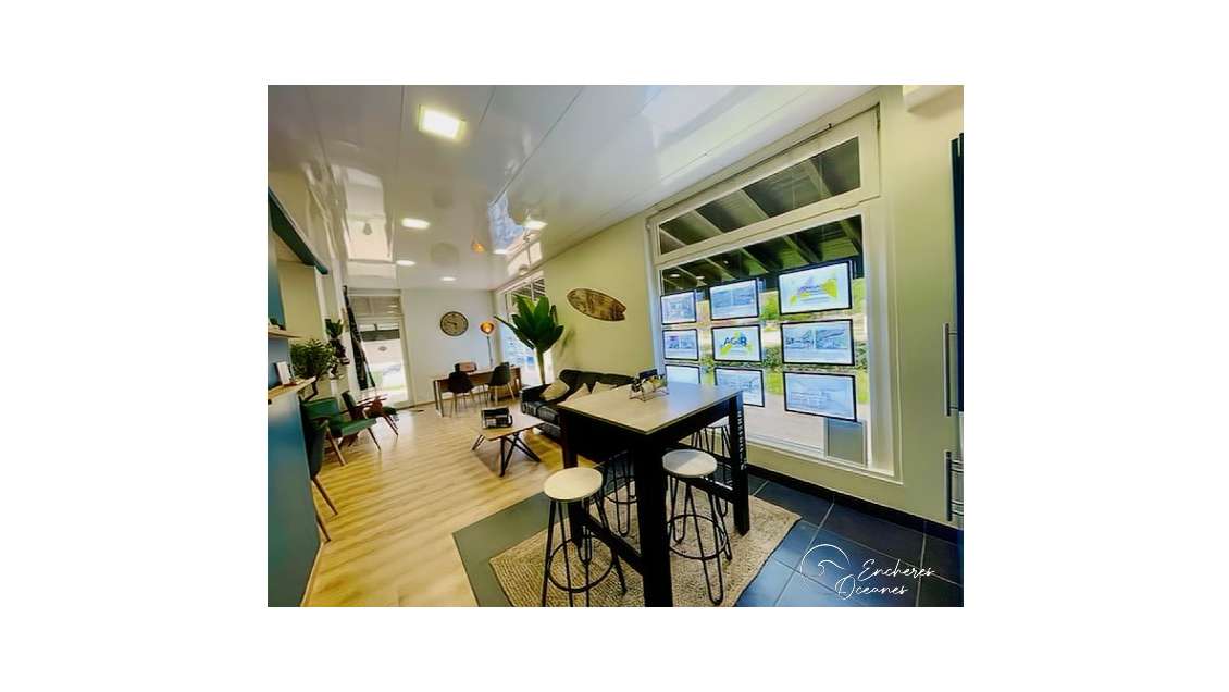 Seignosse Penon – Local commercial angle 46 m²