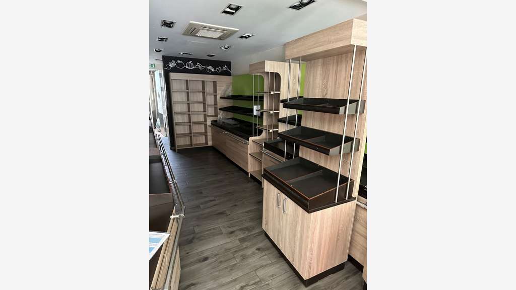 Cède dab local commercial de 40m² + réserve Angers