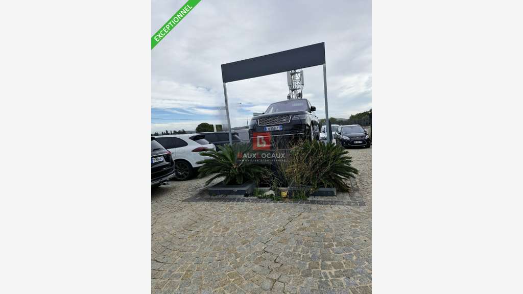 DAB local 145m² à La Fare-les-Oliviers