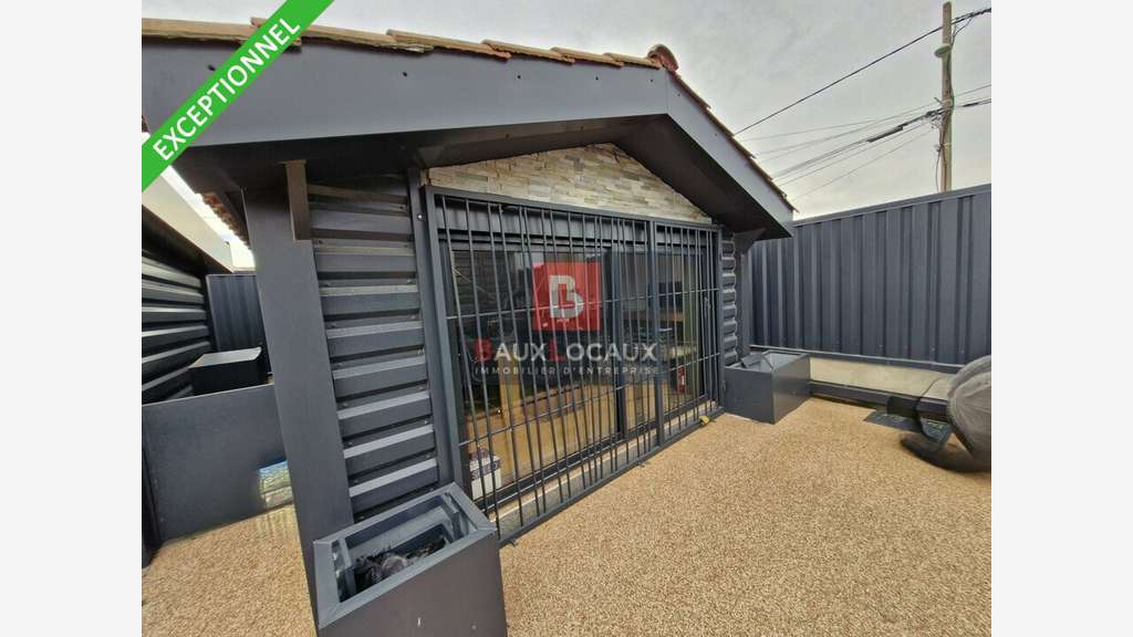 DAB local 145m² à La Fare-les-Oliviers