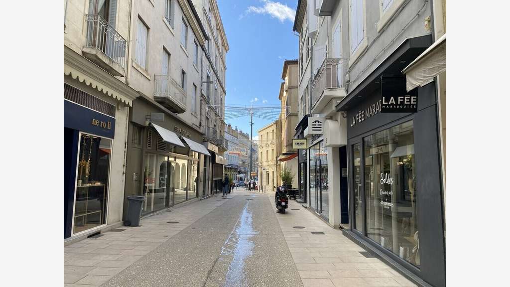 DAB local commercial 84m² à Valence centre