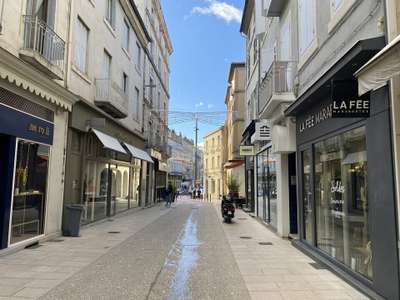 DAB local commercial 84m² à Valence centre