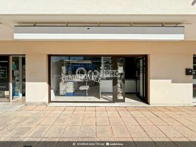 Local commercial 54m² à louer à Marseille 9ème 