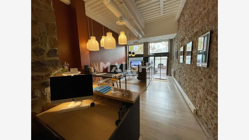 DAB local 57m² empl N°1 à Lyon 4e Croix-Rousse