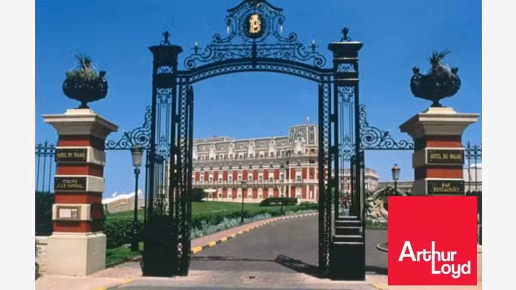 Local 104m² empl exceptionnel à louer à Biarritz 