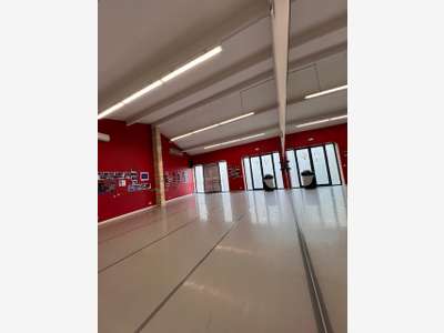 DAB local commercial 180m² à Bordeaux Nansouty 