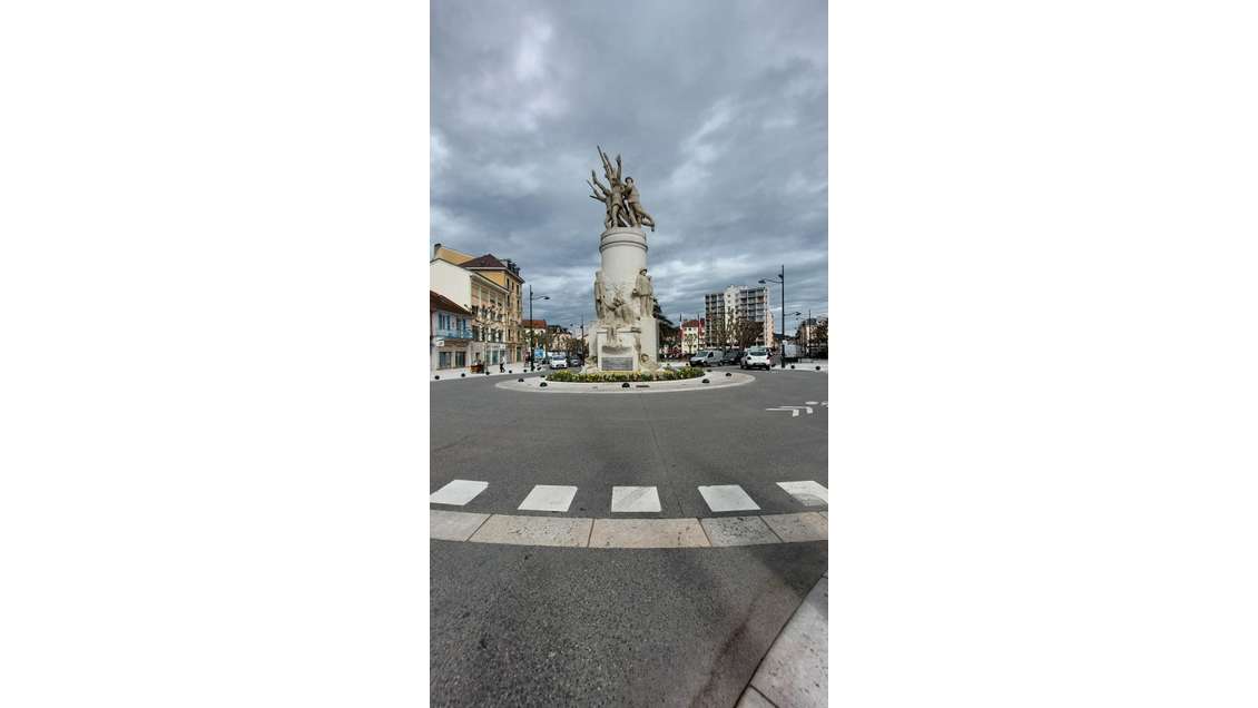 DAB local commercial 60m² à Aix-les-Bains