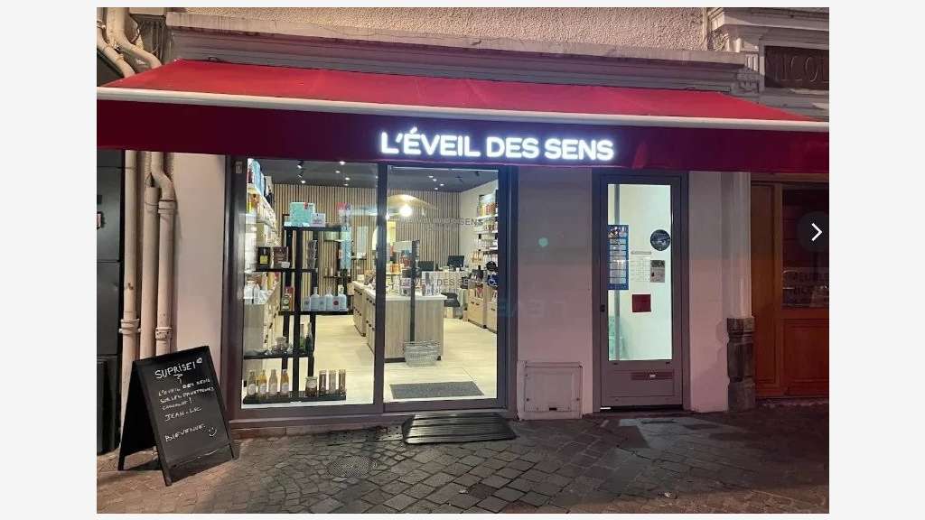 À céder DAB local commercial 46m² Aix-les-Bains