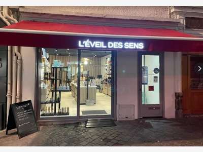 À céder DAB local commercial 46m² Aix-les-Bains
