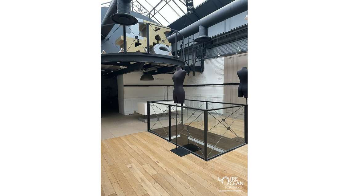 DAB magnifique lieu de vente 380m² à Angers centre
