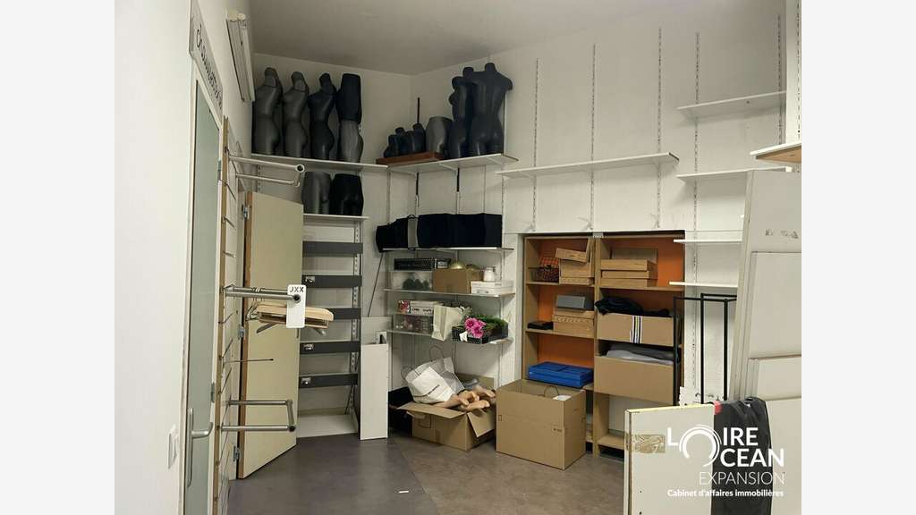 À CÉDER  DROIT AU BAIL  ANGERS CENTRE-VILLE