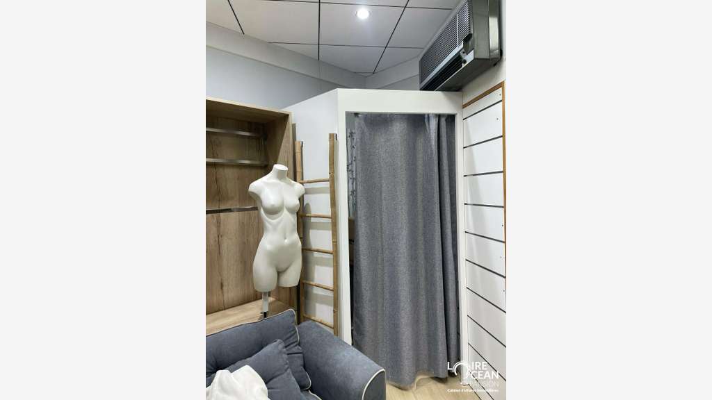 À CÉDER  DROIT AU BAIL  ANGERS CENTRE-VILLE