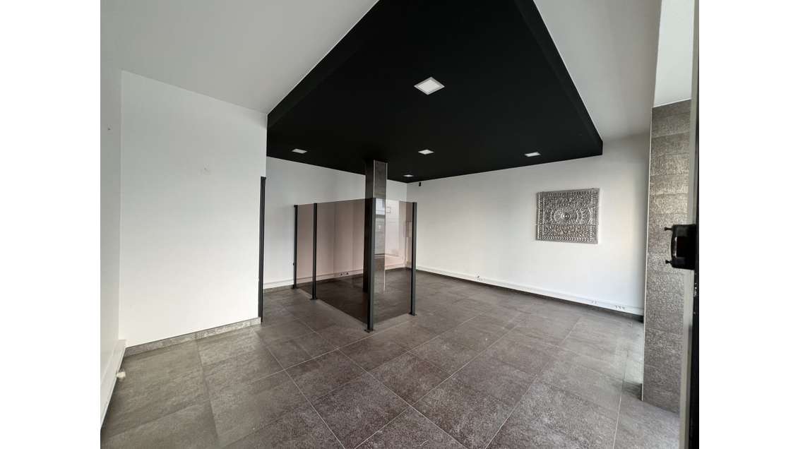 DAB local commercial neuf 37m² à Annecy centre