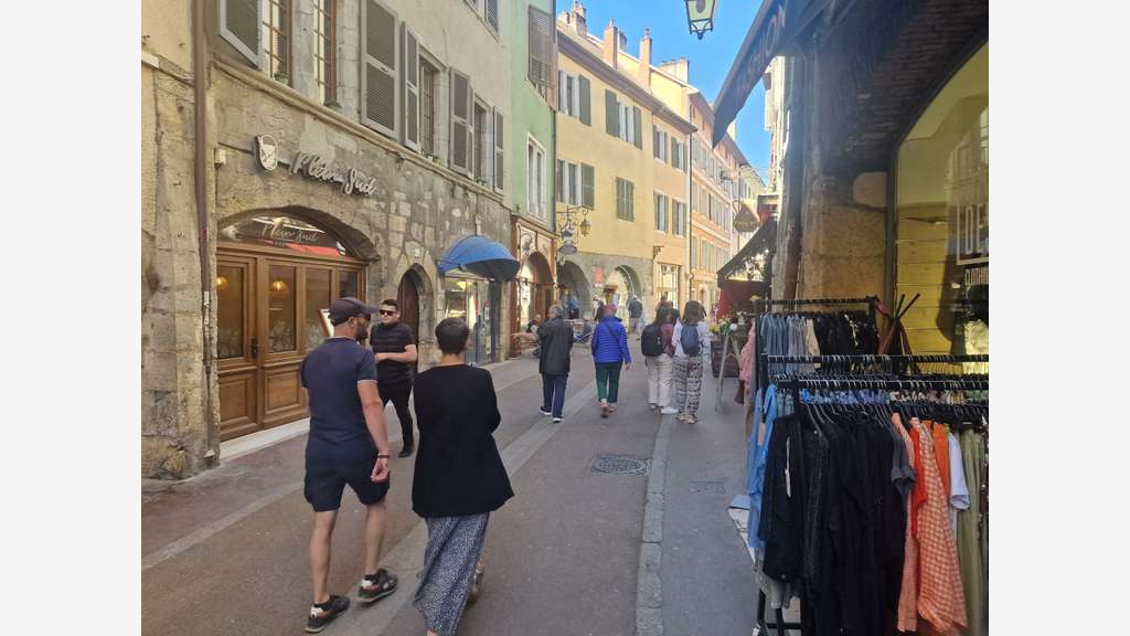 Cession bail local 80m² Annecy coeur touristique