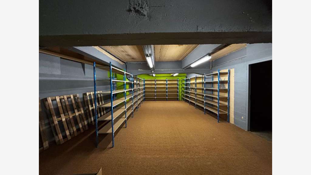 Local de 140m² à céder à Annecy rue Sommeiller