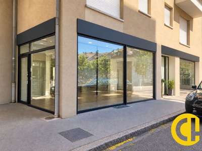 Cède bail local rénové 50m² à Annecy vieille ville