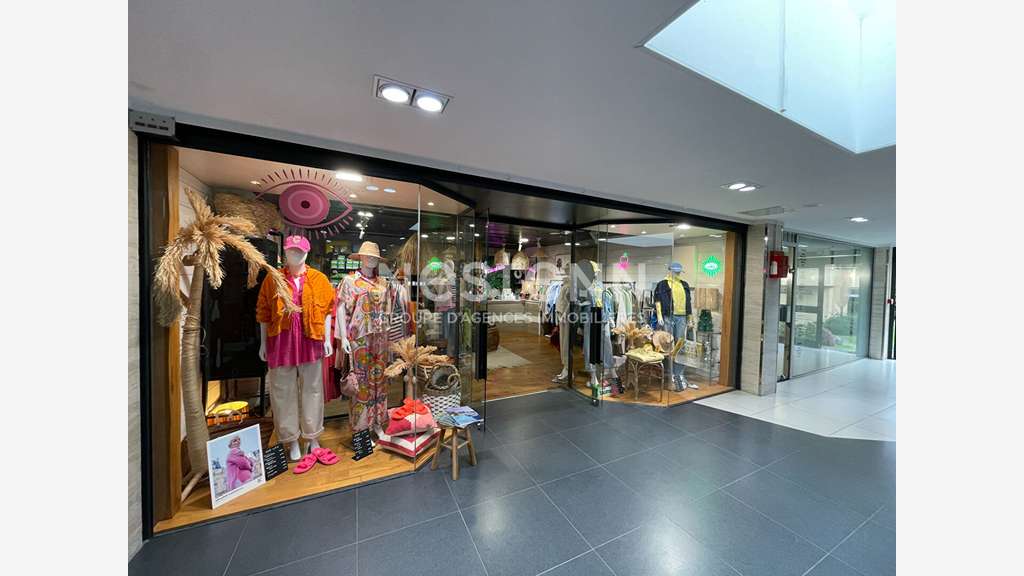 Cession de bail boutique 70m² au centre d'Auray