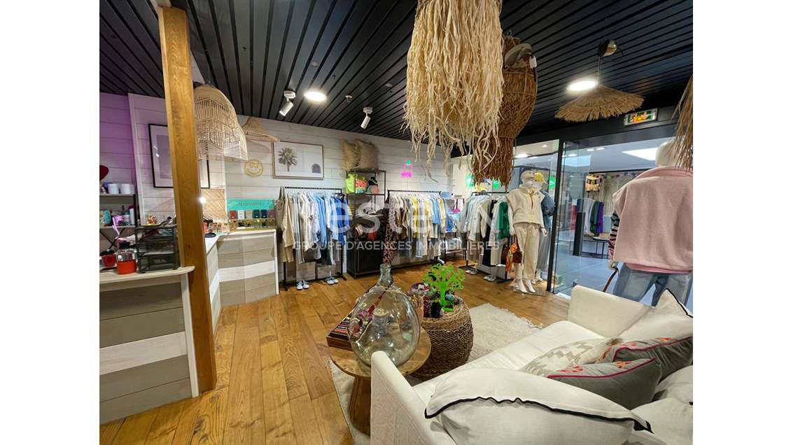 Cession de bail boutique 70m² au centre d'Auray