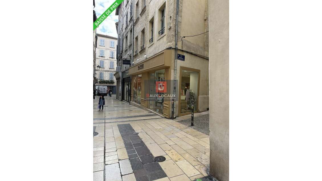 DAB local commercial 45m² rue piétonne à Avignon 