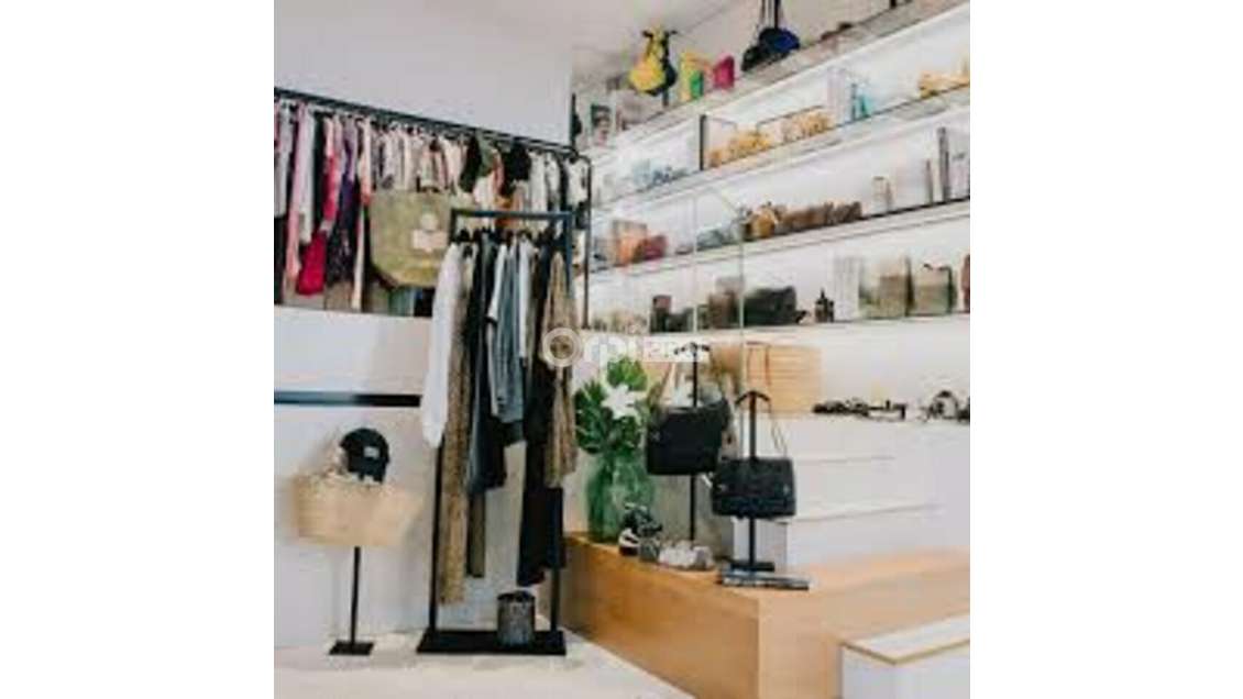 Local commercial 50m² à louer à Avignon