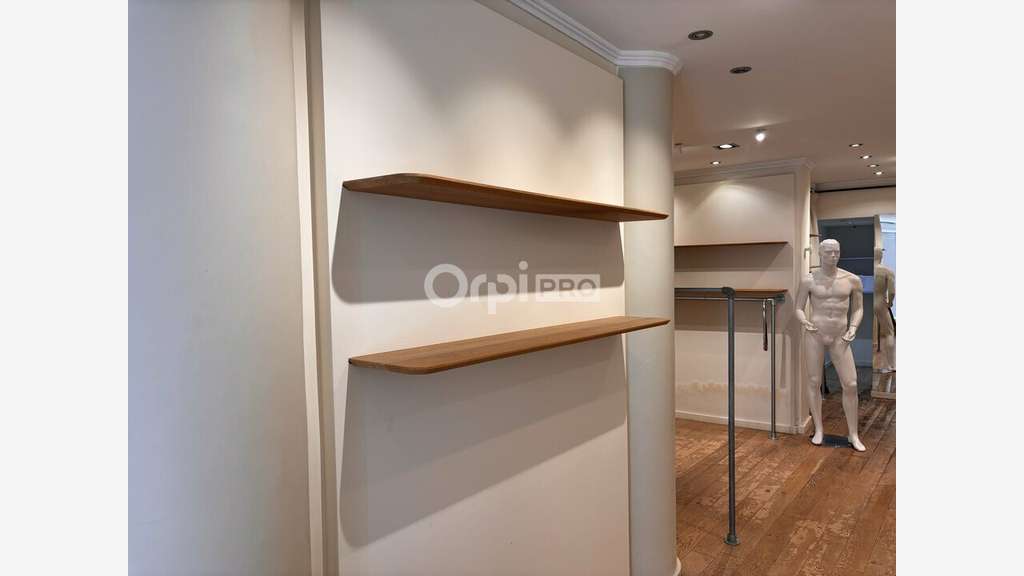 Cession DAB boutique de 81m² à Avignon Centre