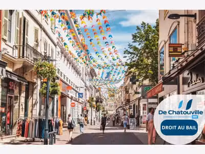 Cession droit au bail 64m² emp premium Bandol Port