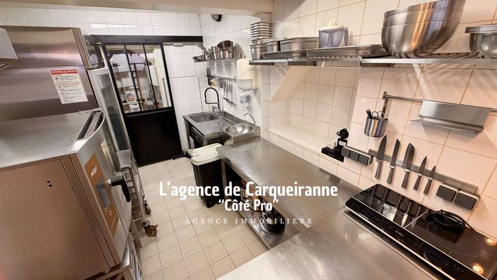 A vendre pas de porte local 18m² à Bandol