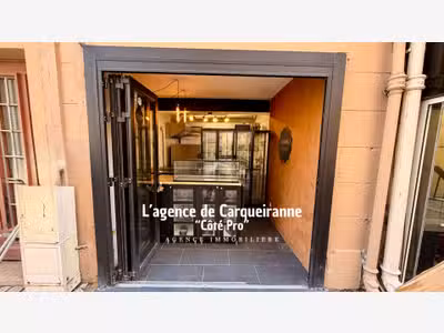 A vendre pas de porte local 18m² à Bandol