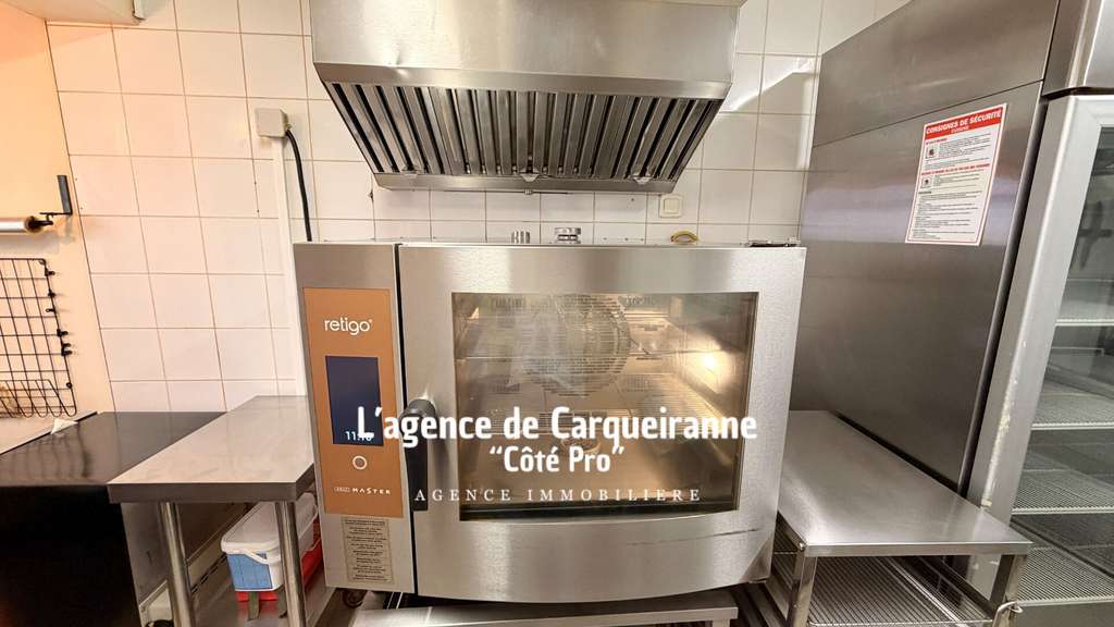 A vendre pas de porte local 18m² à Bandol