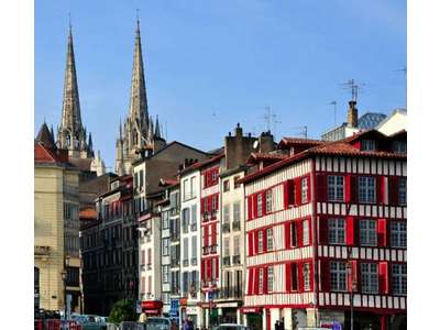 Cession droit au bail Locaux commerciaux - Boutiques à Bayonne