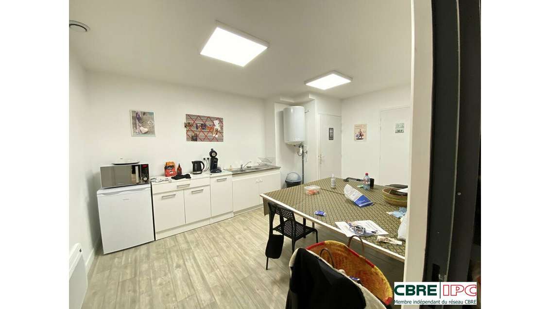 Cession droit au bail local 459m² à Bayonne Forum