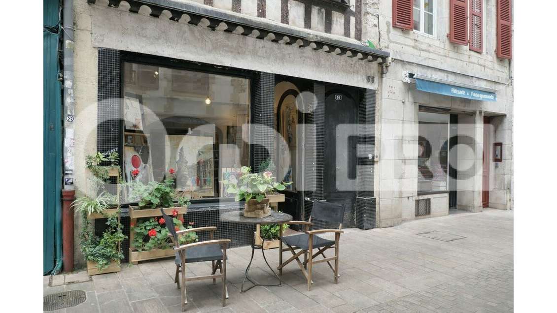 Cession bail local 130m² à louer Bayonne centre