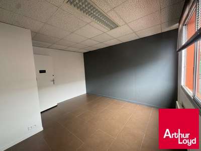 A louer bureau de 14m² au 1er étage à Bayonne