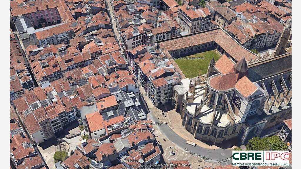 DAB local 26m² rue piétonne du Grand Bayonne