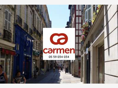 Bayonne hypercentre - Boutique de charme avec bell